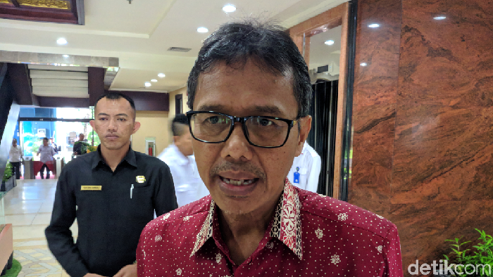 Gubernur Sumatera Barat Irwan Prayitno