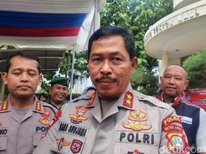 Sosok Irjen Nana Sudjana yang Dicopot dari Kapolda Metro Gegara Prokes