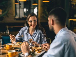 Love Banget! Ada Diskon Makanan 50% di Hari Kasih Sayang