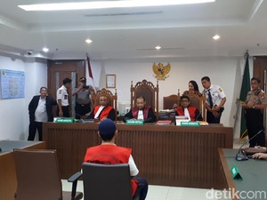 Jaksa Tak Hadir, Sidang Tuntutan Pria Ancam Penggal Jokowi Ditunda