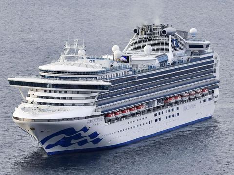 Kapal Pesiar 'Diamond Princess Cruises' (Kyodo News via AP)