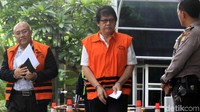 Dalam kasus ini, KPK menetapkan empat tersangka yakni Mantan Kepala Dinas Pengelolaan Keuangan dan Aset Daerah Kota Bandung, Herry Nurhayat; Anggota DPRD Kota Bandung periode 2009-2014, Tomtom Dabbul Qomard; Anggota DPRD Kota Bandung periode 2009-2014, Kadar Slamet; dan terakhir seorang pengusaha Dadang Suganda.