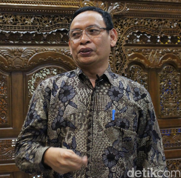 Rektor Unair Prof Mohammad Nasih