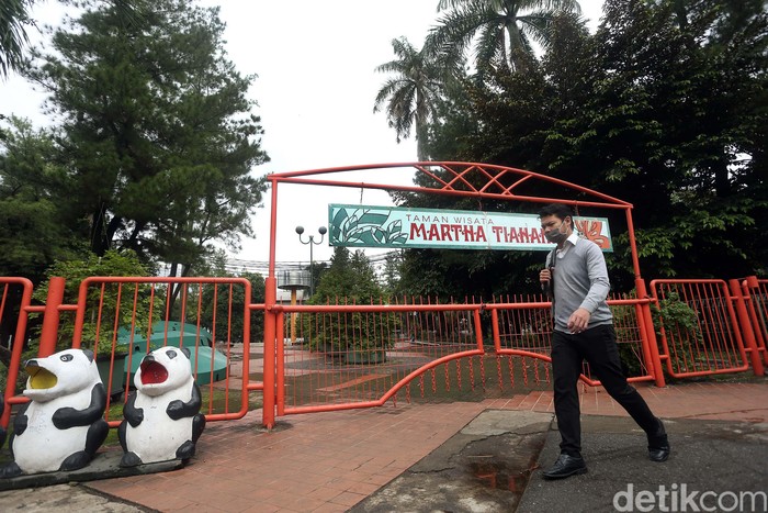 Potret Taman Wisata Marta Tiahahu yang Terbengkalai Taman Wisata Marta Tiahahu yang berada di Blok M, sudah lama terbengkalai. Begini kondisinya.
