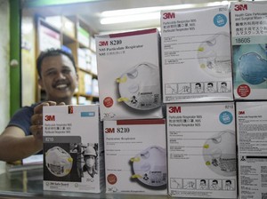Masker N95 Kosong di Pasar Pramuka, Jenis Lain Juga Dibanderol Jutaan