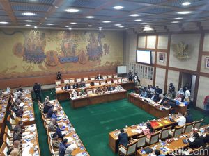 Malam-malam, DPR dan Mendag Rapat RUU Kerja Sama RI-Australia