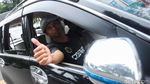 Driver Taksi Online Demo Kemenhub