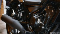 Motor ini mengusung mesin 500cc paralel twin-compact cylinder. Honda mengklaim mesin ini bakal lebih bertenaga. 