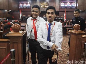 Ditanya MK, Mahasiswa Gugat Aturan Lampu Motor Ngaku Sengaja Tak Tebus SIM