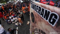Para driver taksi online menuntut kenaikan tarif hingga alokasi order yang merata.