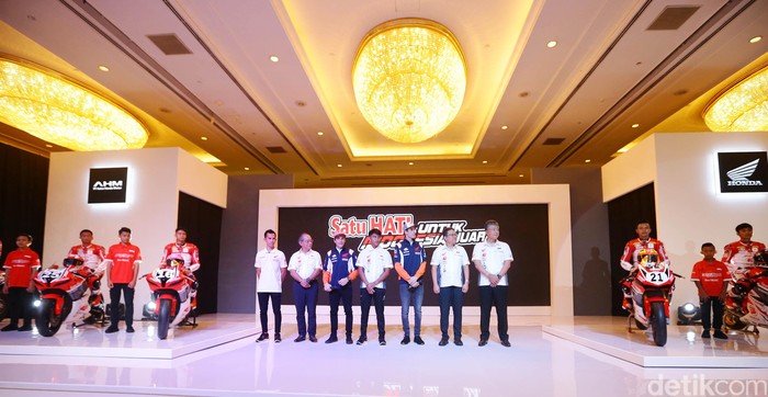 PT AHM mengumumkan 12 pebalap muda Indonesia yang akan bertanding ajang nasional maupun internasional. Mereka tergabung dalam Astra Hoda Racing School (AHRS).