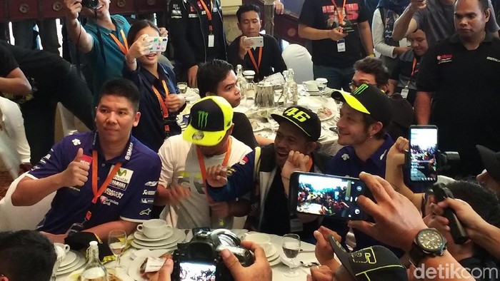 Meet and greet fan Indonesia dengan Valentino Rossi