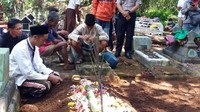 Jenazah korban MR (13) telah dimakamkan. Uje Hartono/detikcom.