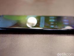 Galaxy A71 Tampil Menawan Harga Rp 6 Jutaan
