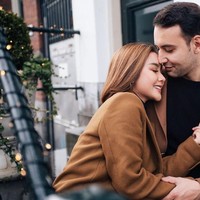 Cita-citata juga sempat gagal menikah. Padahal saat itu persiapan pernikahannya dengan Roy Geurts yang merupakan Warga Negara Asing (WNA) sudah 100%. Sebelumnya Cita Citata sempat memamerkan momen ketika Roy melamarnya di Belanda. Foto: instagram @cita_citata