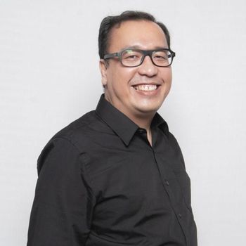 Muncul Gejala Fanatisme Pendukung Anies vs Risma, Ada Apa Ini?