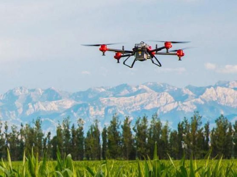 Drone Patroli Virus Corona di China