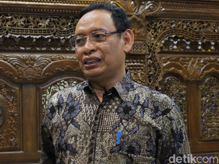 Rektor Unair Prof Mohammad Nasih