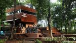 Kafe Ala Puncak di Hutan Kota Jakarta