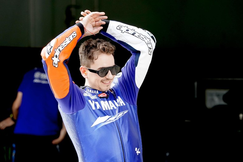 Jorge Lorenzo Yamaha Jorge Lorenzo menjadi pebalap penguji Yamaha.