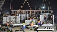 Sama seperti RS Xiaotangshan, pembangunan RS Huoshenshan untuk pasien virus corona di Wuhan dilakukan dengan menggunakan bangunan prefabrikasi, semacam bangunan atau panel yang telah dicetak terlebih dulu di pabrik kemudian dikirimkan ke lokasi pembangunan dan dirakit di tempat.