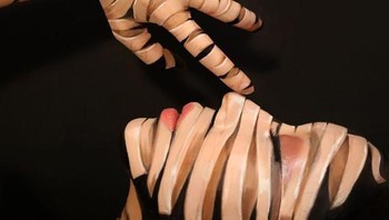 Untuk satu karya, Dain membutuhkan waktu sekitar 3-12 jam. Foto: Instagram/Dain Yoon