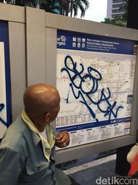 Miris! Halte TransJ Dukuh Atas Jadi Sasaran Vandalisme