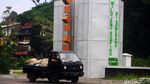 Penampakan Gapura di Sumedang yang Dikritik Netizen