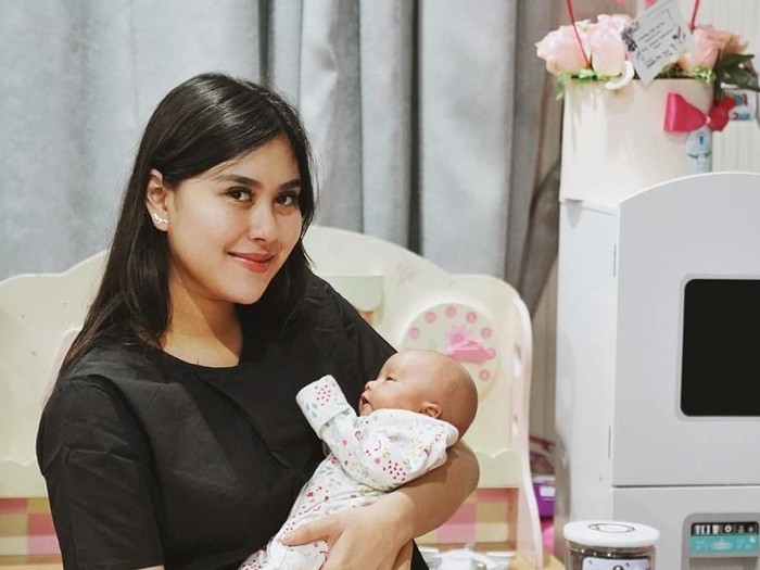 Syahnaz Sadiqah