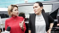 Sebelumnya Nikita Mirzani ditahan di Polres selama 4 hari. Pool/Palevi S/detikFoto.
