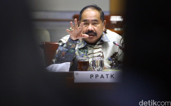 PPATK Rapat Dengar Pendapat Bareng Komisi III DPR Kepala PPATK hadir dalam rapat bersama Komisi III DPR. Rapat ini membahas rencana kerja dan penelusuran aliran keuangan kepala daerah di luar negeri.