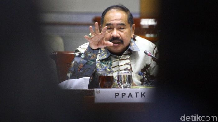 PPATK Rapat Dengar Pendapat Bareng Komisi III DPR Kepala PPATK hadir dalam rapat bersama Komisi III DPR. Rapat ini membahas rencana kerja dan penelusuran aliran keuangan kepala daerah di luar negeri.