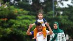 Syahdu! Sore di Taman Kota Waduk Pluit