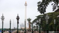 Kawasan Silang Monas, Jakarta, kembali ditanami pohon. Kawasan itu ditanam pohon baru jenis Pule.