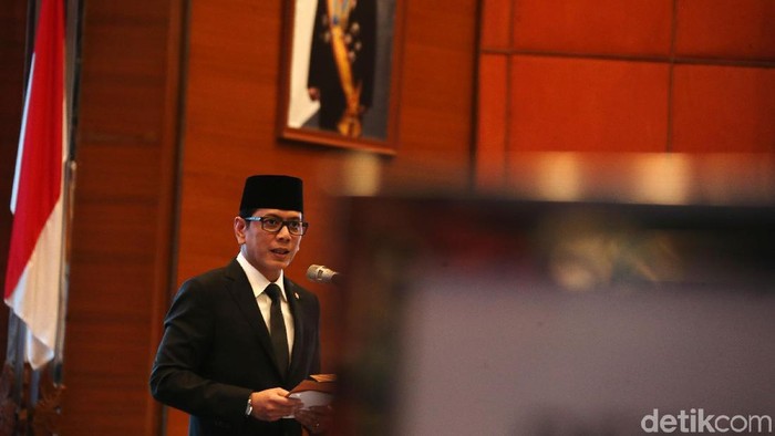 Menteri Pariwisata dan Ekonomi Kreatif Wishnutama Kusubandio melantik pejabat Pimpinan Tinggi Madya (Eselon I) dan Pejabat Pimpinan Tinggi Pratama (Eselon II) di Balairung Soesilo Soedarman, Gedung Sapta Pesona Jakarta, Rabu (5/2/2020).