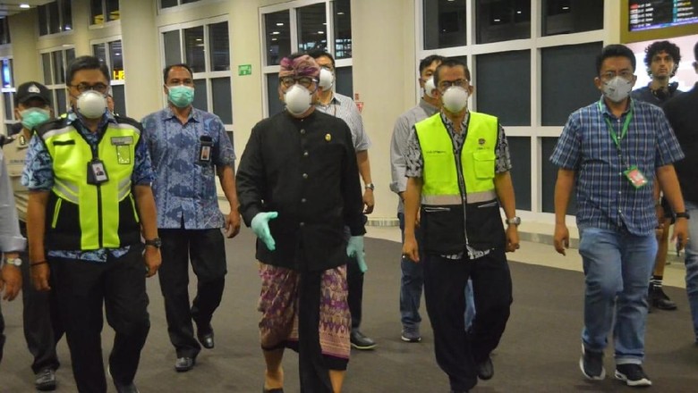 Wakil Gubernur Bali Tjokorda Oka Artha Ardhana Sukawati Wakil Gubernur Bali Tjokorda Oka Artha Ardhana Sukawati
