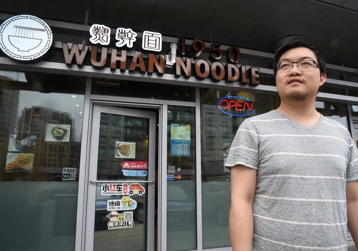 Resto Wuhan sepi pengunjung