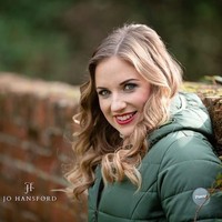 Wanita berusia 30 tahun ini memenangkan dua medali emas pertamanya di Paralimpiade London 2012. Kini ia telah mendapat total lima emas dari kejuaraan berkuda. Foto: Instagram @nbakerpararider