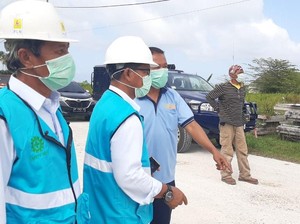 Tim PLN Natuna Pasang Genset di Ring Satu Lokasi Observasi