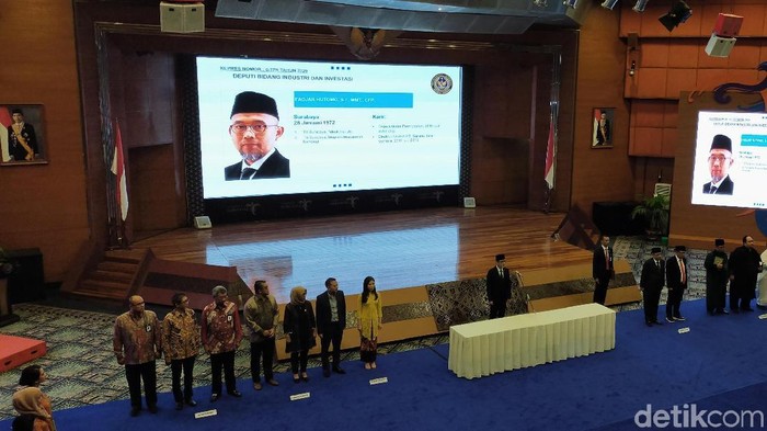 Pelantikan pejabat Eselon 1 dan 2 Menparekraf
