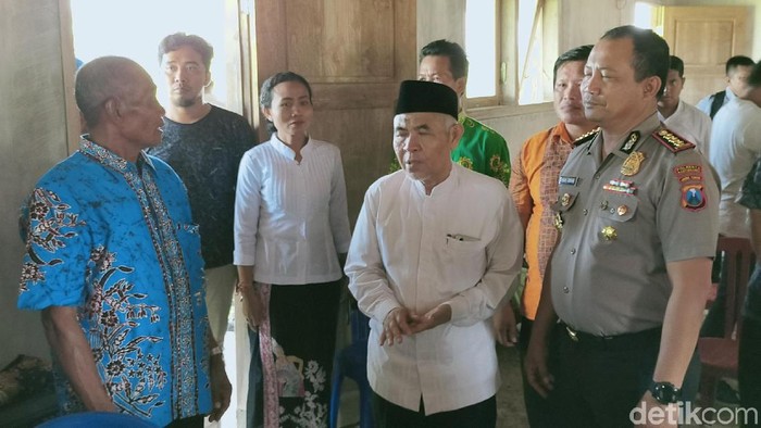 pasraman di banyuwangi dirusak