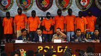 Dalam kasus ini, polisi sudah memeriksa Ilham Bintang. Selain Ilham, polisi memeriksa staf dari Bank BNI, pihak dari provider Indosat, hingga pihak dari pihak Commonwealth Bank untuk dimintai keterangan terkait kasus tersebut.