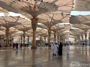 Masjid Nabawi Akhirnya Akan Dibuka Kembali