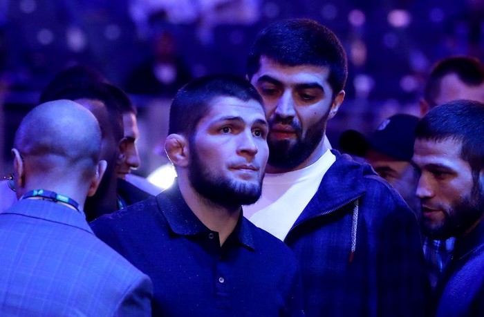 DIRIYAH, SAUDI ARABIA - DECEMBER 07: UFC fighter Khabib Nurmagomedov is seen ringside during the of the WBC World Heavyweight Eliminator fight between Alexander Povetkin and Michael Hunter during the Matchroom Boxing Clash on the Dunes show at the Diriyah Season on December 07, 2019 in Diriyah, Saudi Arabia (Photo by Richard Heathcote/Getty Images)