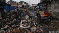 Bank Dunia mencatat selama 15 tahun terakhir, Indonesia telah membuat kemajuan luar biasa dalam mengurangi tingkat kemiskinan yang sekarang berada di bawah 10%. Selama periode itu kelas menengah Indonesia tumbuh dari 7% menjadi 20% dari total penduduk atau sekitar 52 juta orang.