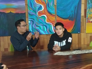 Goyang Ubur-ubur! Ridwan Kamil Diajak Main TikTok Bareng Boy William