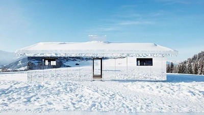Rumah Kaca Unik di Swiss dengan Pemandangan Indah Ini Pas Buat yang Narsis