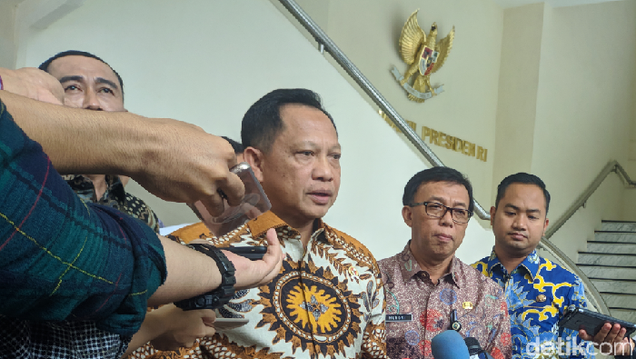 Mendagri Tito Karnavian usai menemui Wapres Maruf Amin