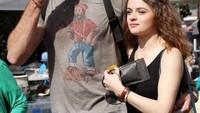 Sayangnya hubungan antara Jacob Elordi dan Joey King kandas di tengah jalan. Padahal sebelumnya, mereka berdua sering sekali kepergok makan berdua dengan Joey King seperti pada momen ini. Foto: Istimewa