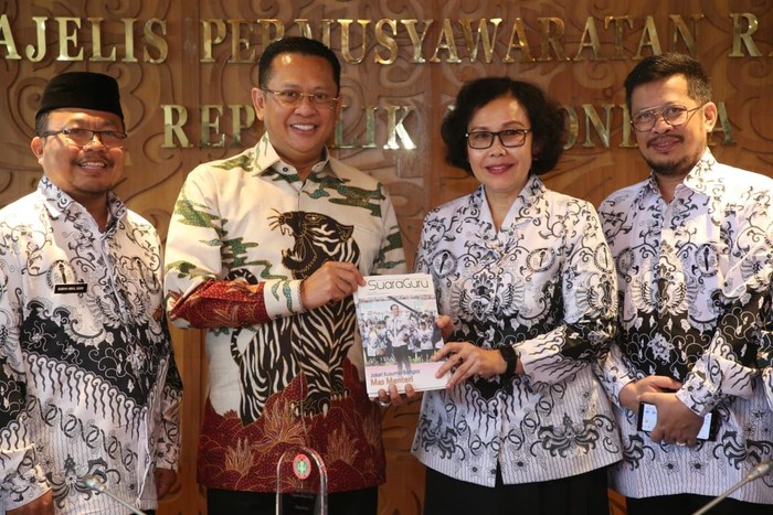 Ketua MPR
